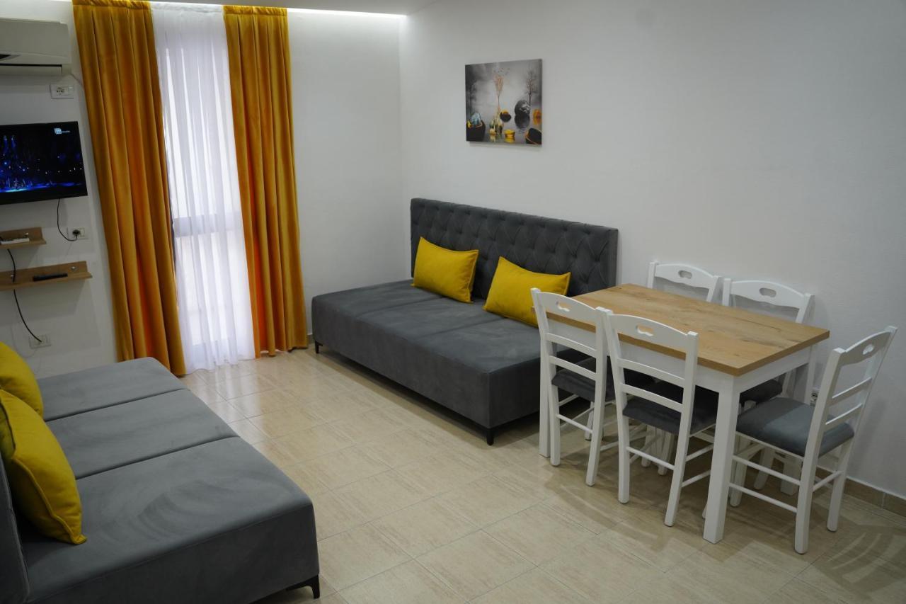 Apartments Costa Azzurra Velipojë Eksteriør billede