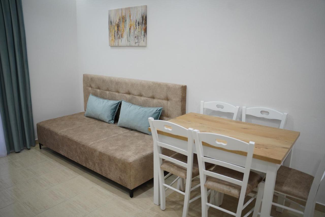 Apartments Costa Azzurra Velipojë Eksteriør billede