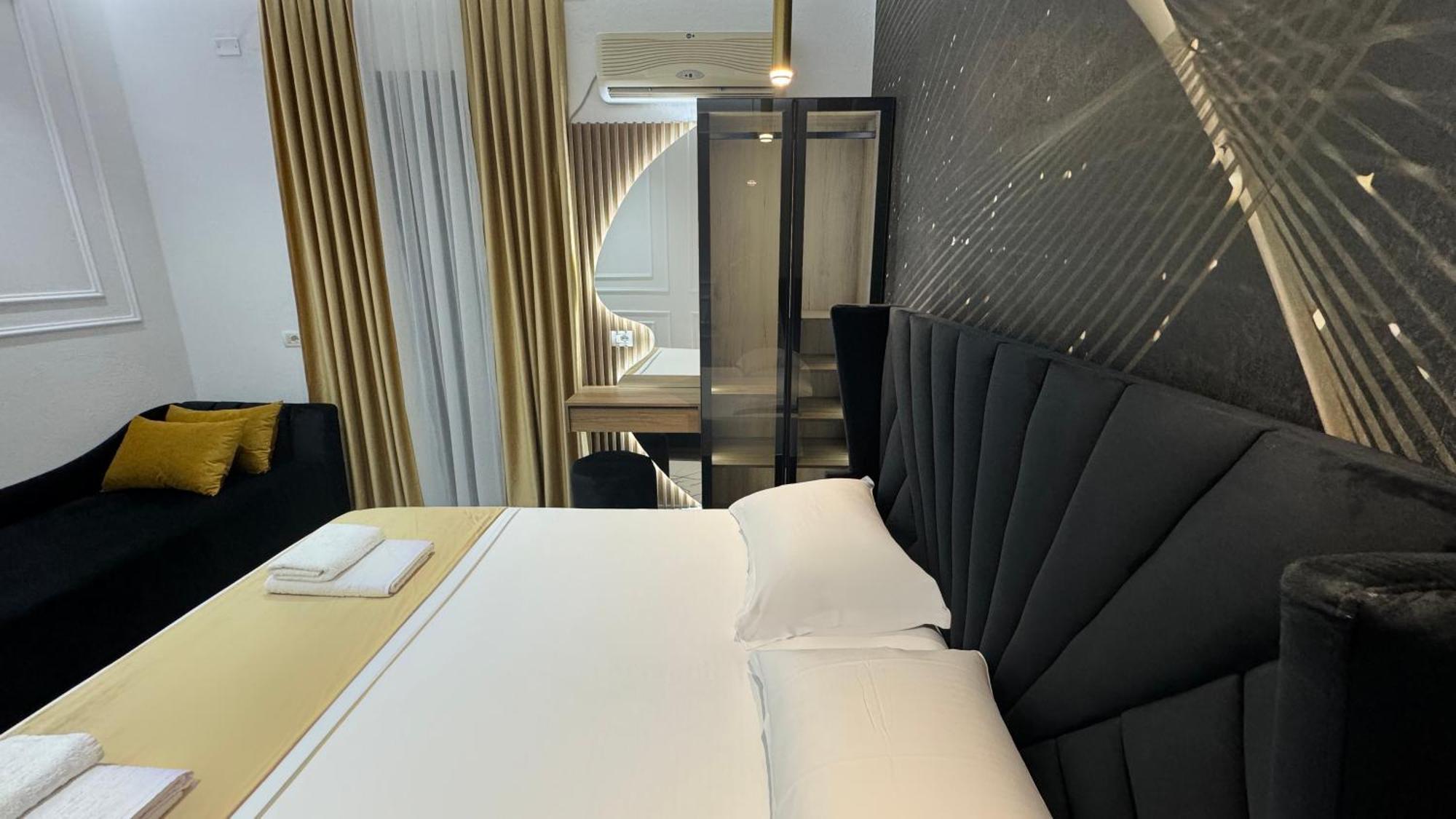 Apartments Costa Azzurra Velipojë Eksteriør billede