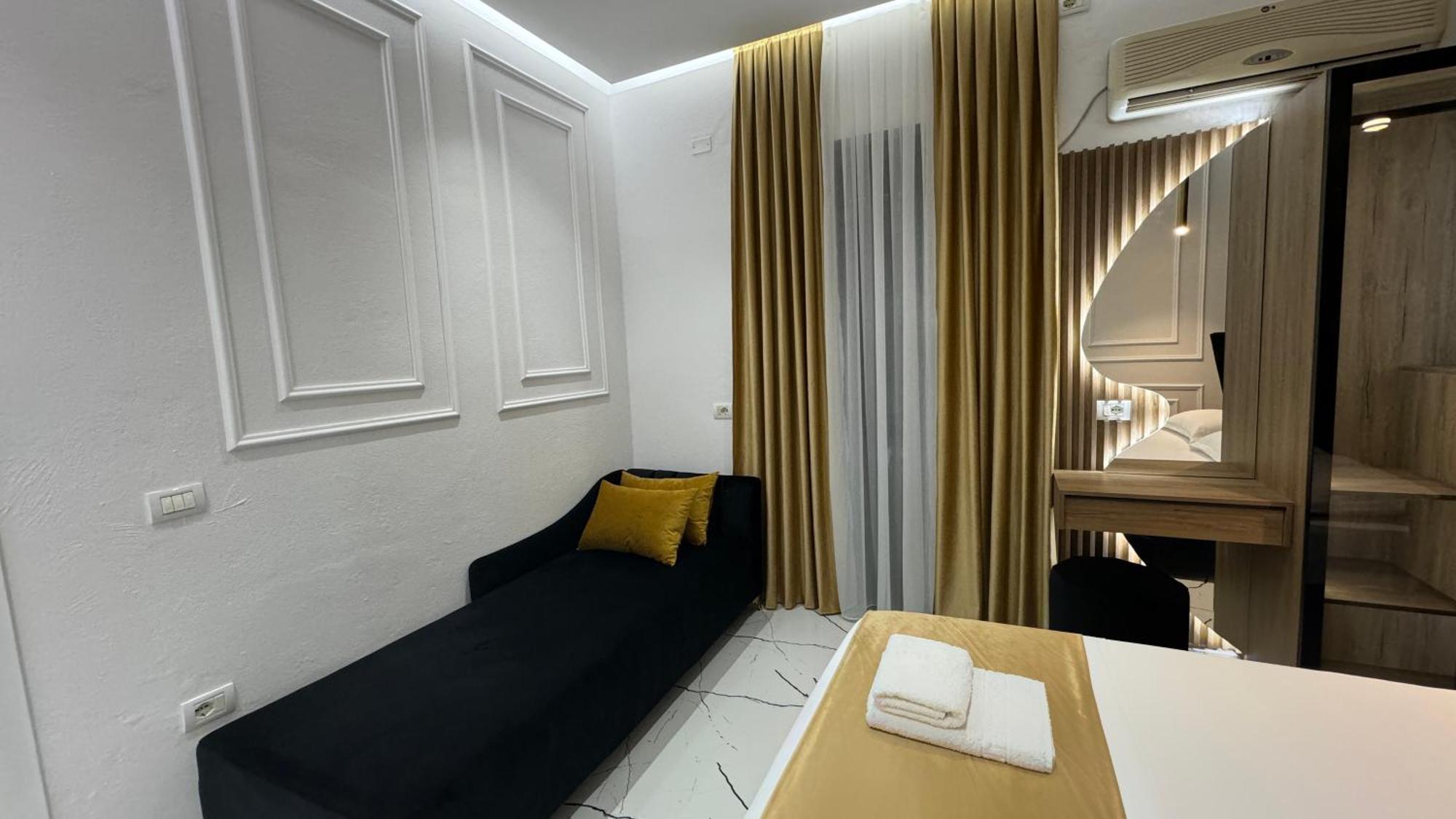Apartments Costa Azzurra Velipojë Eksteriør billede